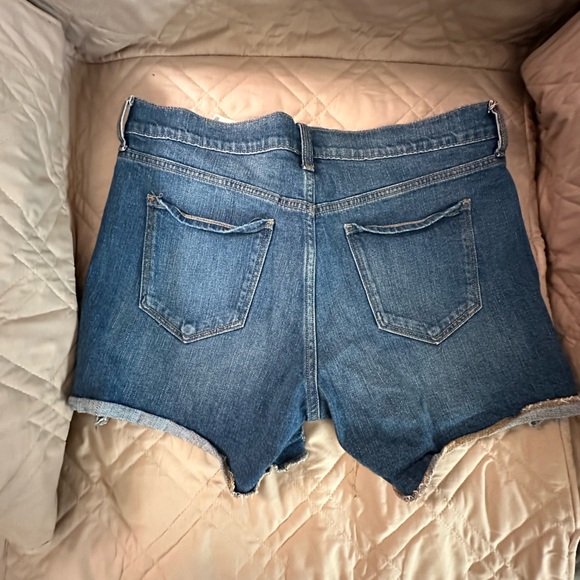 Old Navy Women’s denim shorts - Picture 4 of 4